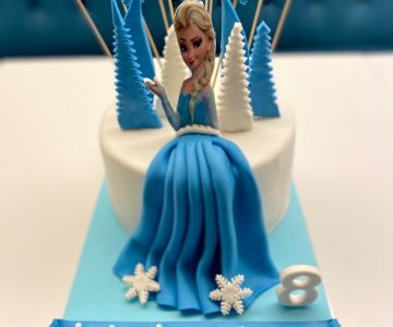 Mavi Peri Yaş Pasta